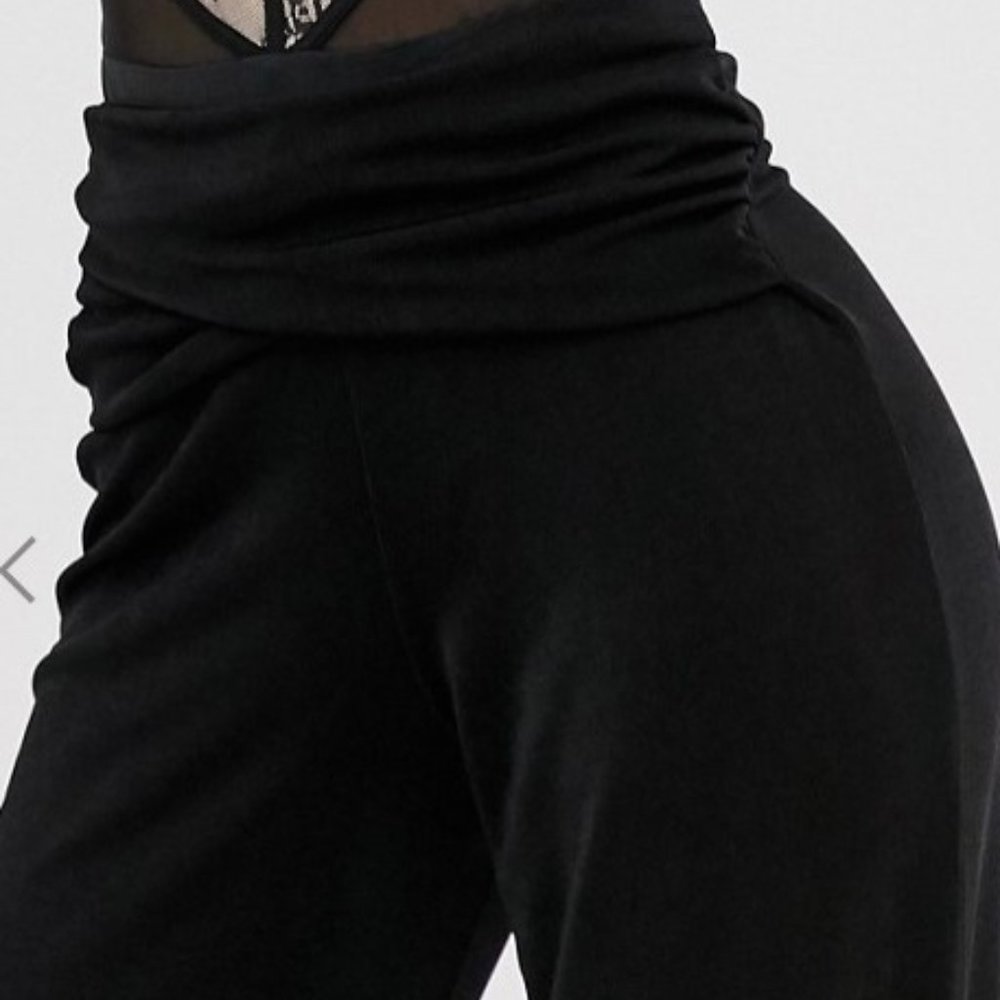 ASOS DESIGN slinky wide leg pants with wrap wais - Picture 2 of 3